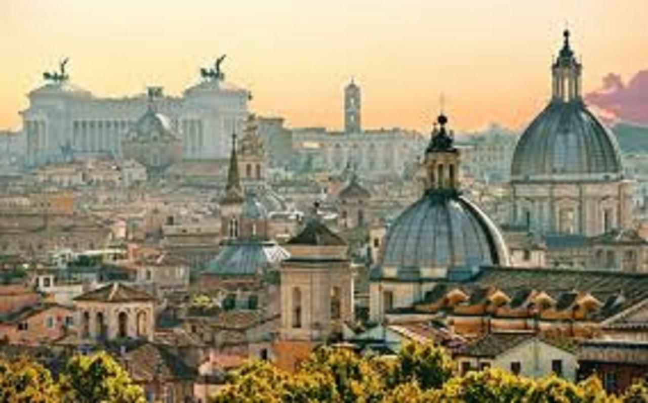 Panoramic Castle Apt Trastevere Рим Екстериор снимка