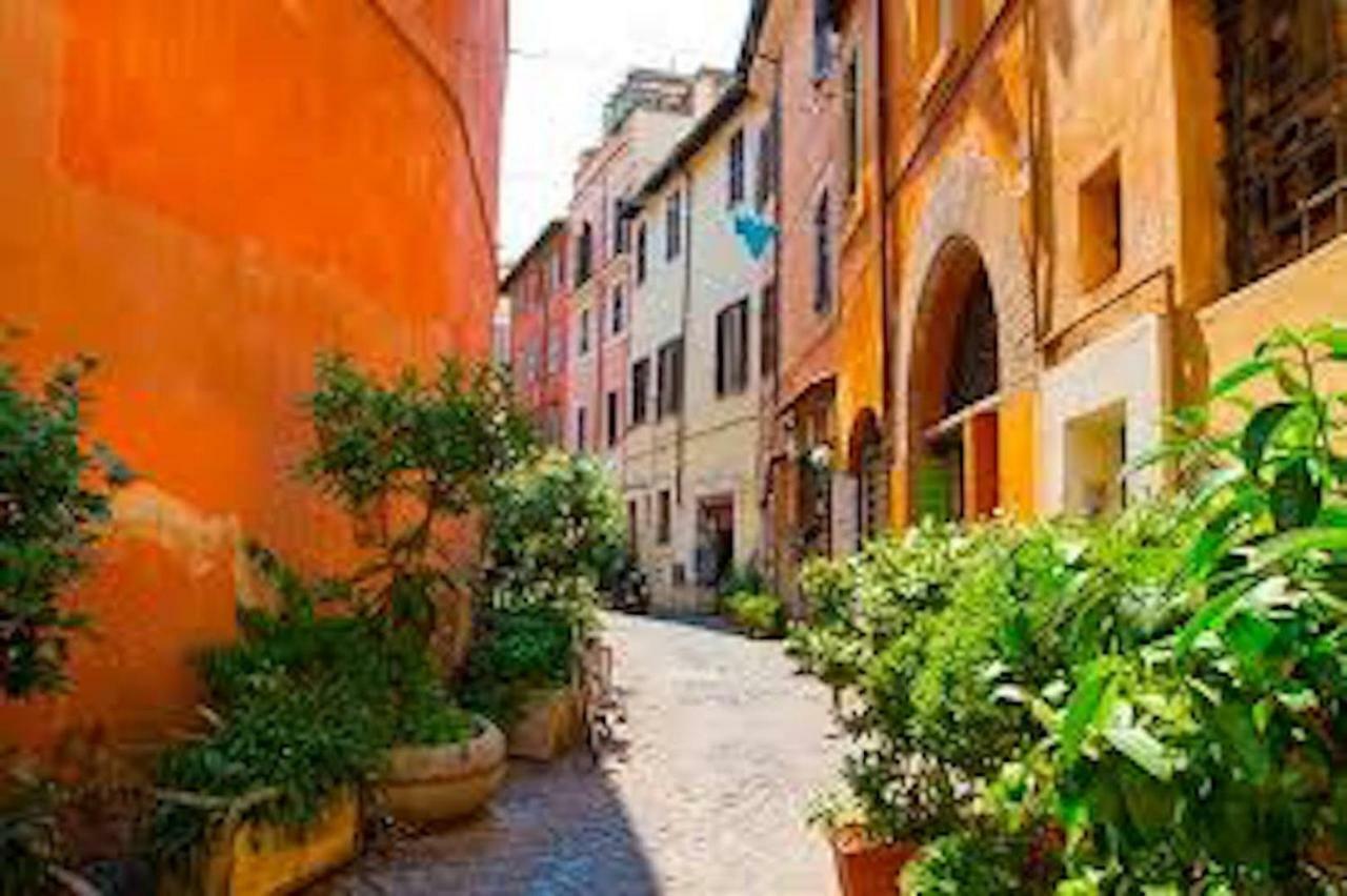 Panoramic Castle Apt Trastevere Рим Екстериор снимка